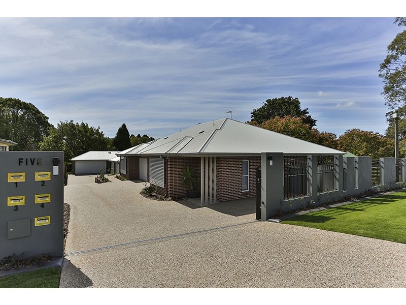 2/5 Bright Street, South Toowoomba QLD 4350