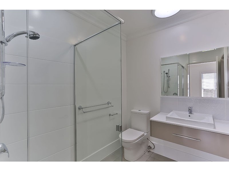 2/5 Bright Street, South Toowoomba QLD 4350