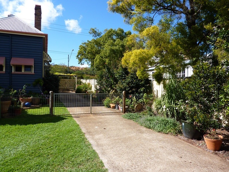 87 Hume Street, Toowoomba City QLD 4350