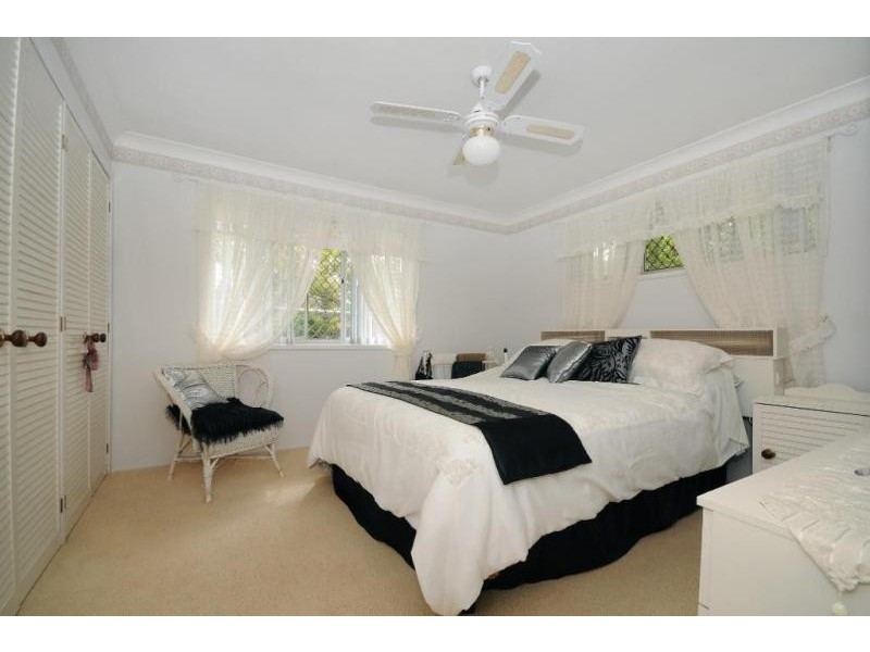 11 Noack Street, Harristown QLD 4350