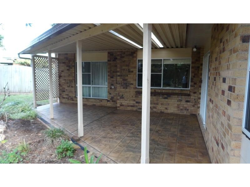 2 RADIATA COURT, Darling Heights QLD 4350