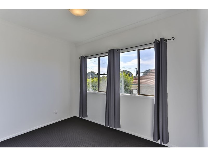 66 Gordon Avenue, Newtown QLD 4350