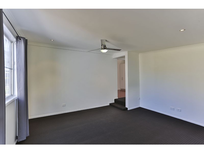 66 Gordon Avenue, Newtown QLD 4350