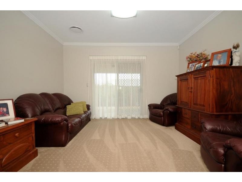 16 Pelican Drive, Rangeville QLD 4350
