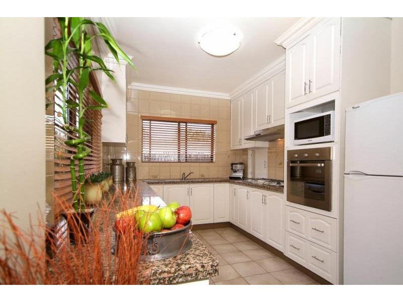 19D Wirra Wirra Street, Mount Lofty QLD 4350