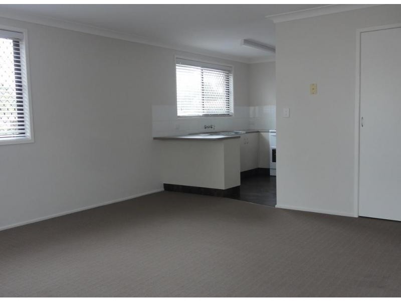 21 Agnes Street, Centenary Heights QLD 4350