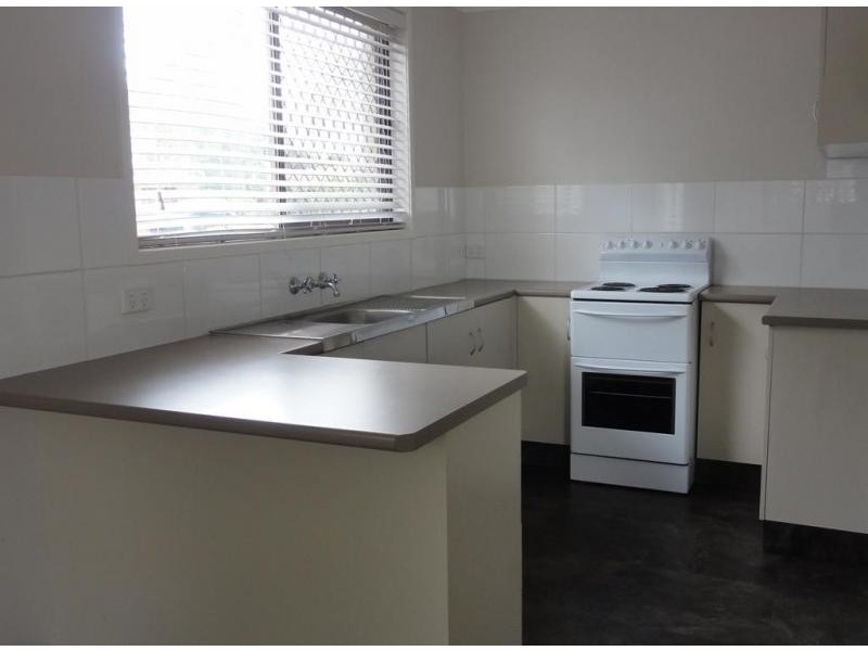 21 Agnes Street, Centenary Heights QLD 4350