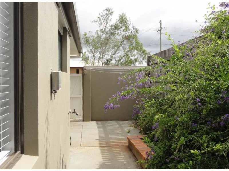 21 Agnes Street, Centenary Heights QLD 4350