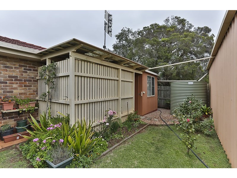 7 Roslyn Street, Centenary Heights QLD 4350
