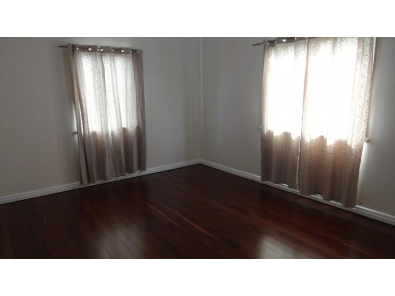 342 ALDERLEY STREET, Kearneys Spring QLD 4350