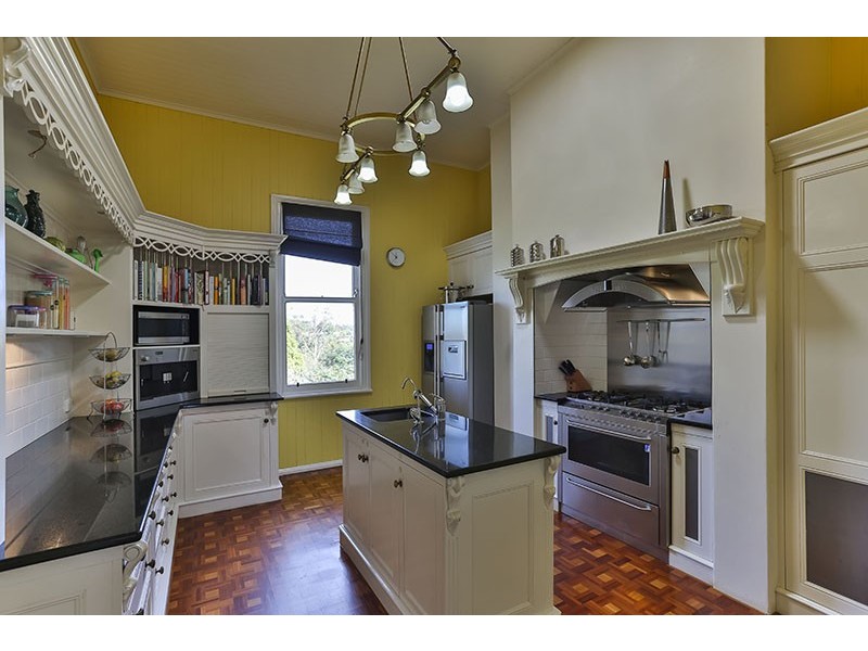 2 South Street, Rangeville QLD 4350