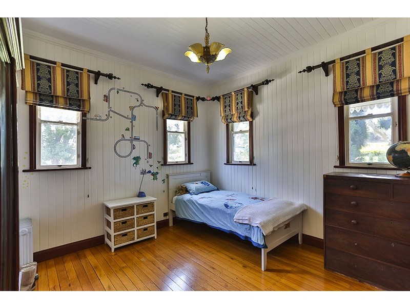 2 South Street, Rangeville QLD 4350