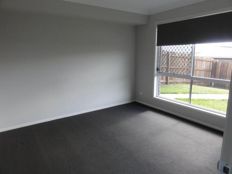 17 Brimblecombe, Middle Ridge QLD 4350