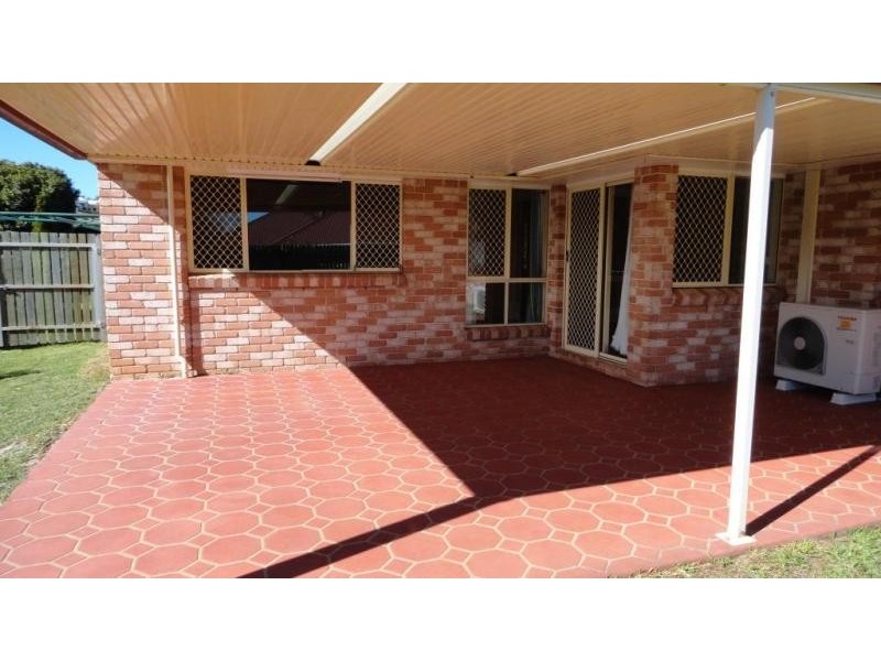 27 Paddington Court, Middle Ridge QLD 4350