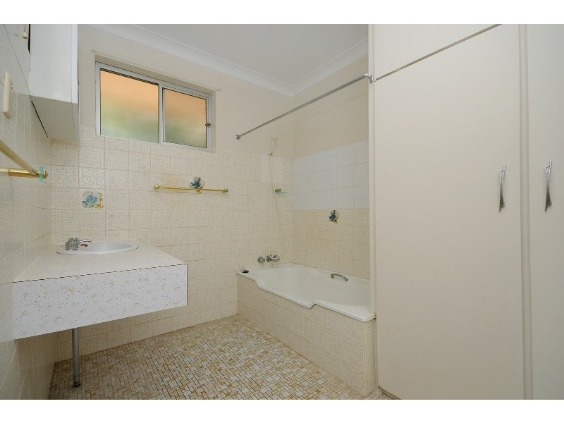 9 Doherty Street, Rockville QLD 4350