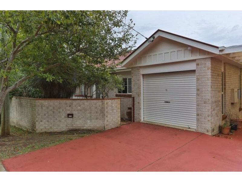 1a St Louis, East Toowoomba QLD 4350