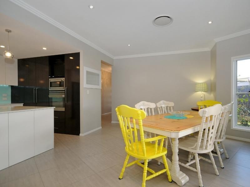 9 Blades Court, Middle Ridge QLD 4350