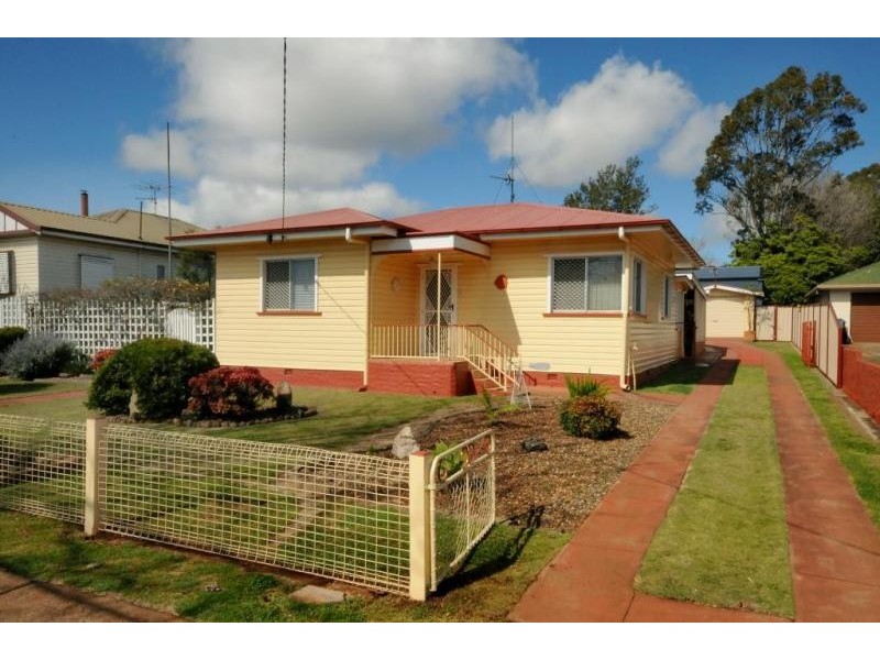 306a South Street, Harristown QLD 4350