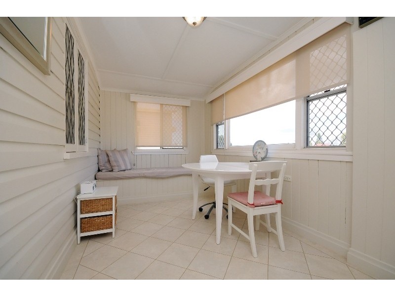 9 Vacy Street, Newtown QLD 4350