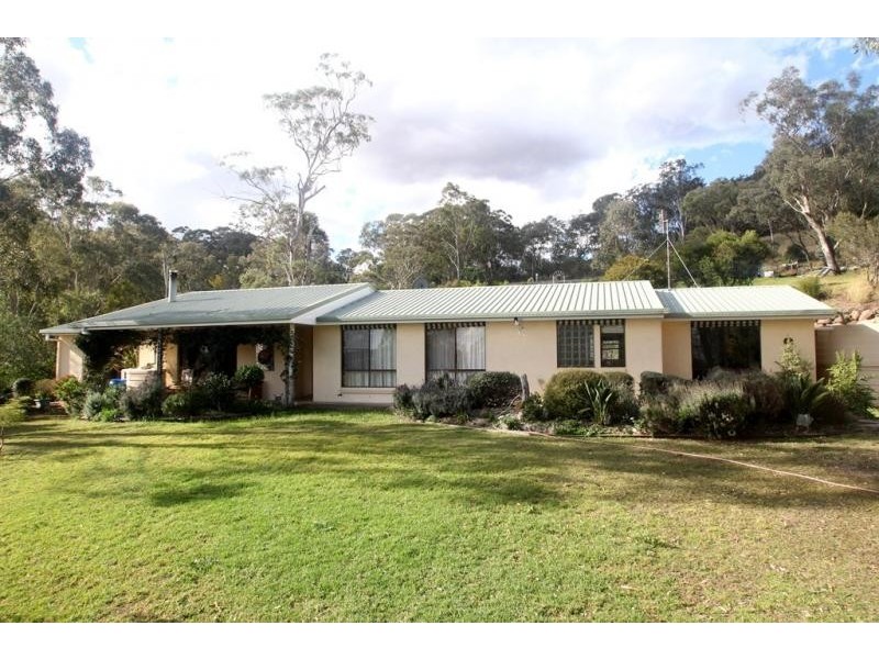 15 Rowland Court, Gowrie Mountain QLD 4350