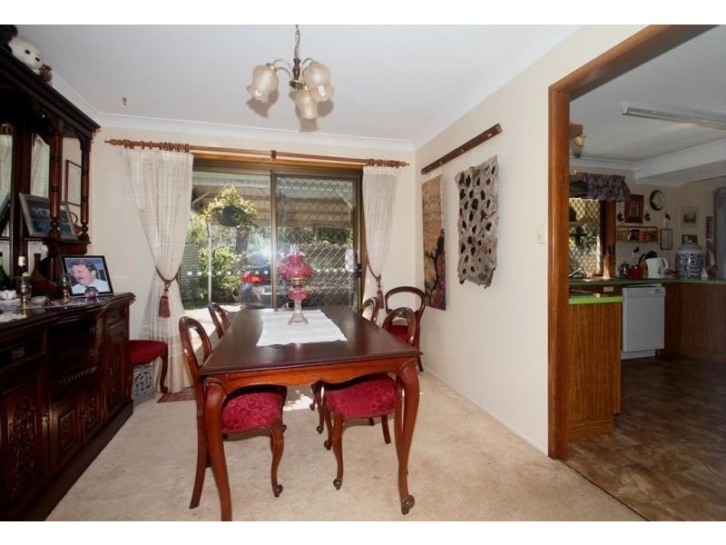 15 Rowland Court, Gowrie Mountain QLD 4350