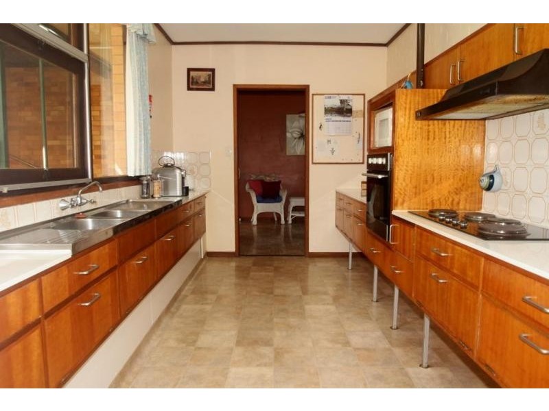 9 Moore Road, Torrington QLD 4350