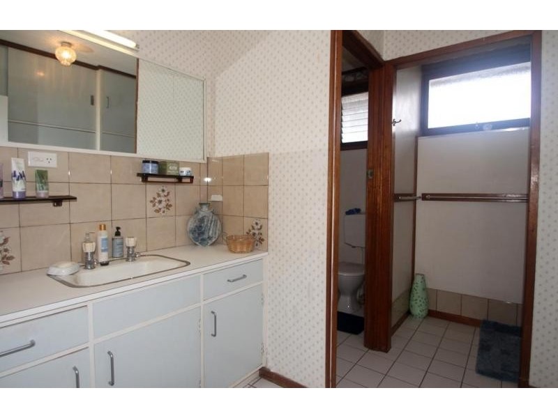9 Moore Road, Torrington QLD 4350