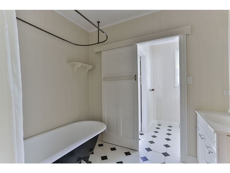 141 Perth Street, South Toowoomba QLD 4350