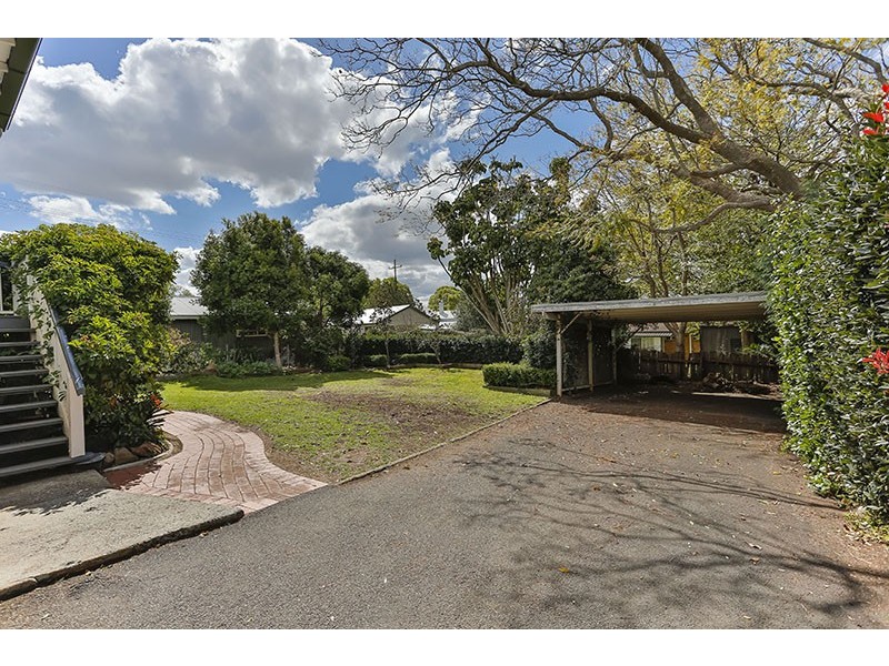 141 Perth Street, South Toowoomba QLD 4350