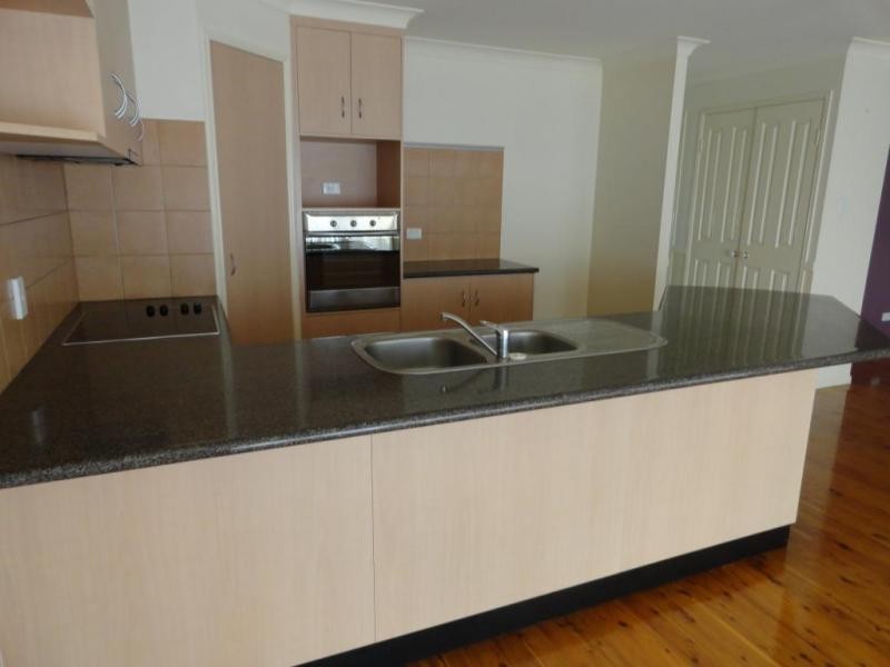 11 Kent Street, East Toowoomba QLD 4350