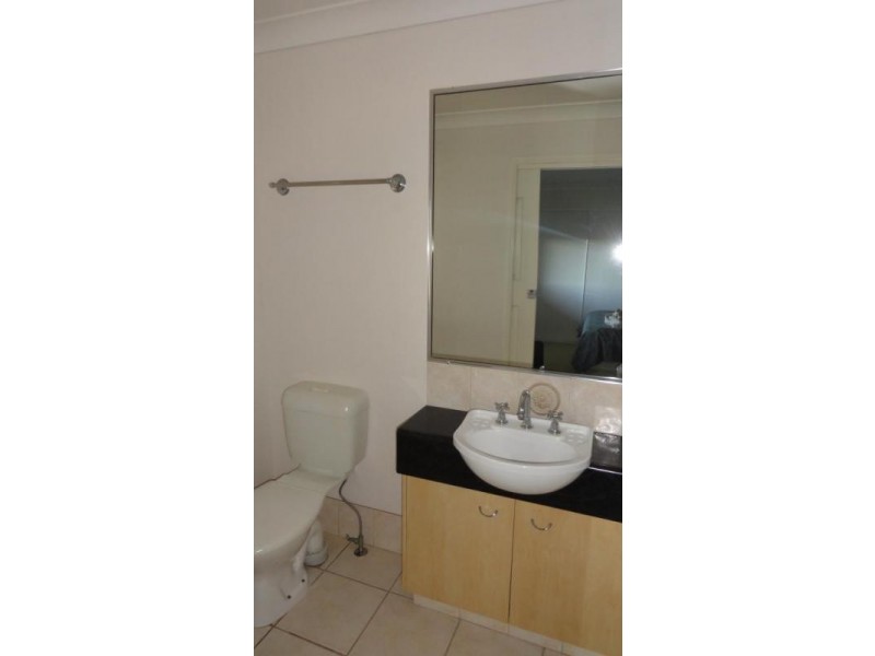 7/73 JELLICOE STREET, Mount Lofty QLD 4350