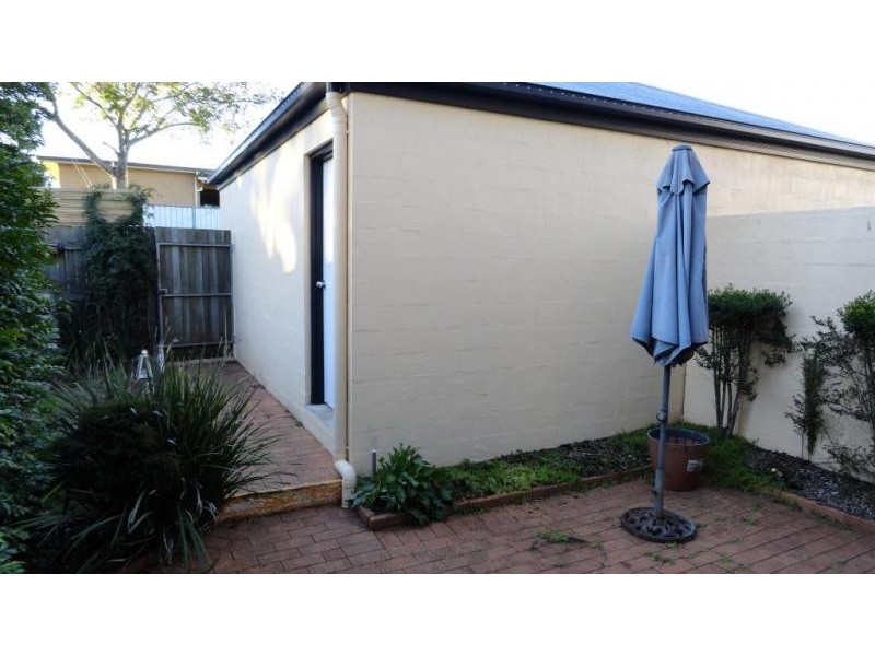 7/73 JELLICOE STREET, Mount Lofty QLD 4350