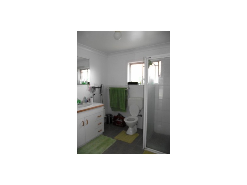 2 Bowe Street, Moree NSW 2400