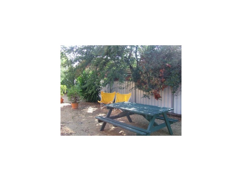 1 CUMMINS, Moree NSW 2400