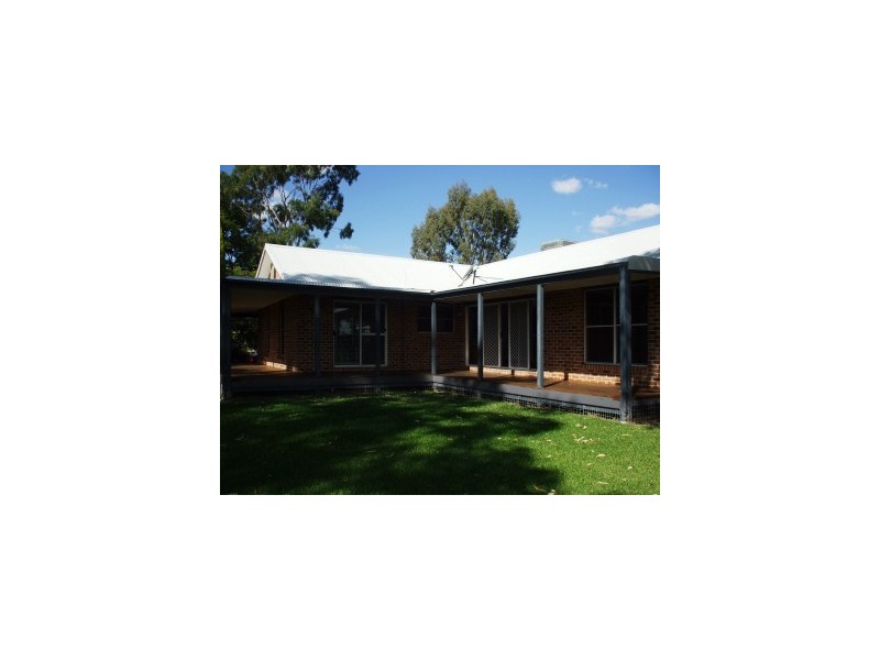 9 Carwee Street, Moree NSW 2400