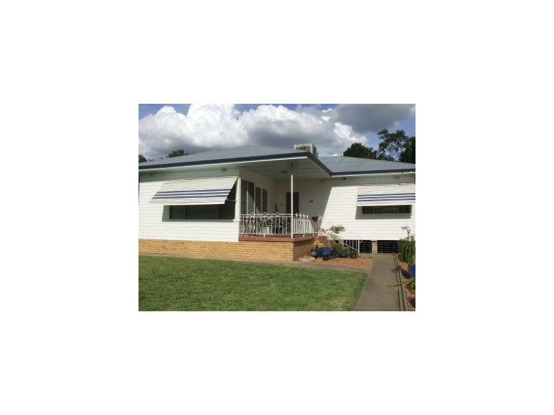 12 Belgravia Street, Moree NSW 2400