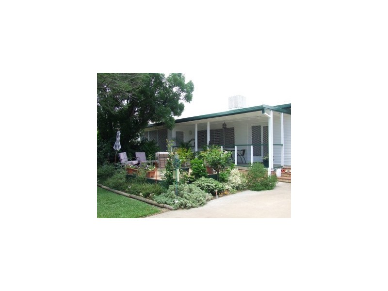 4 Mackenzie Street, Moree NSW 2400