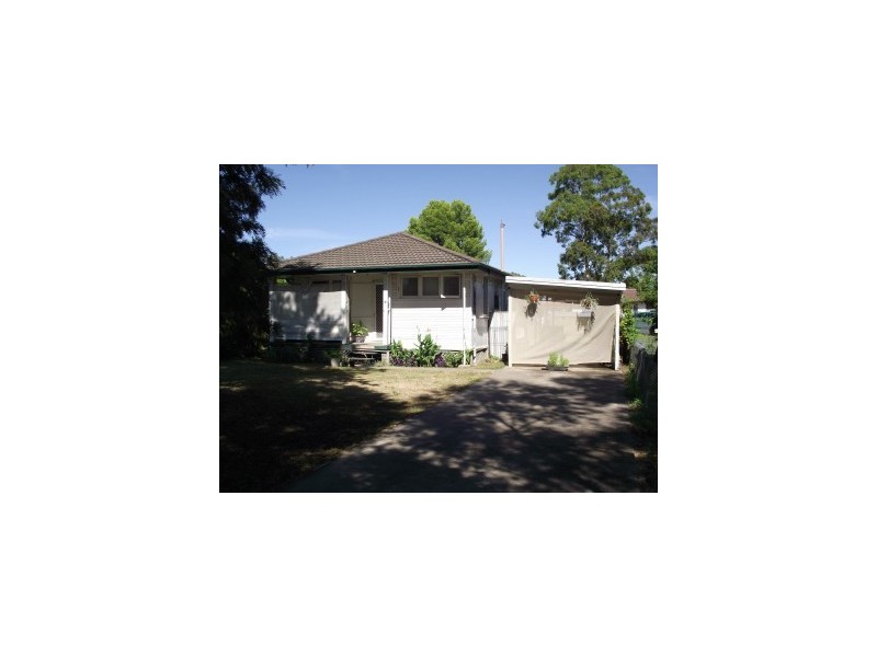 9 Barwon Ave, Moree NSW 2400