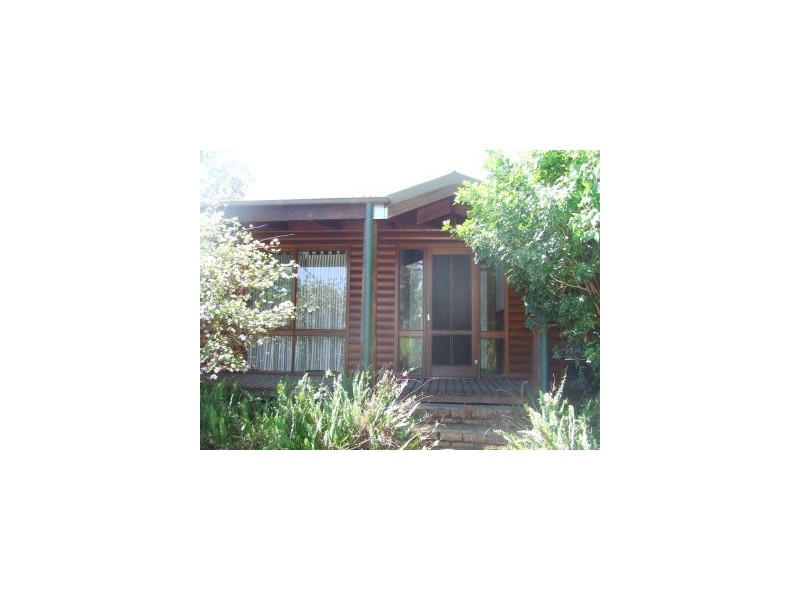 8 Myall Place, Moree NSW 2400