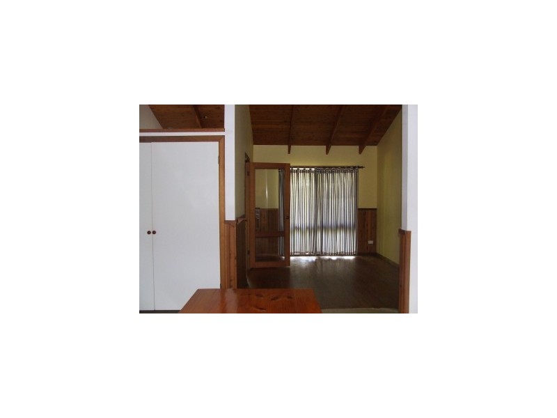 8 Myall Place, Moree NSW 2400