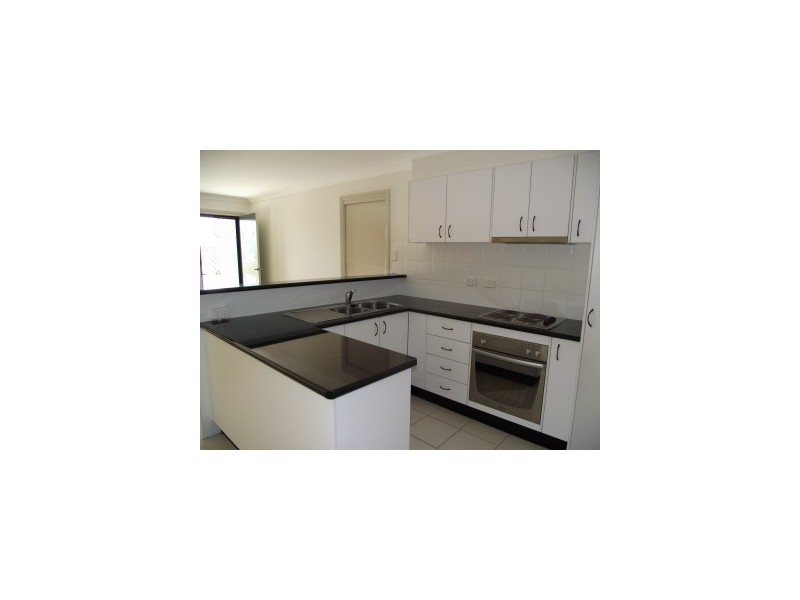 2/31 Bohenia Crescent, Moree NSW 2400