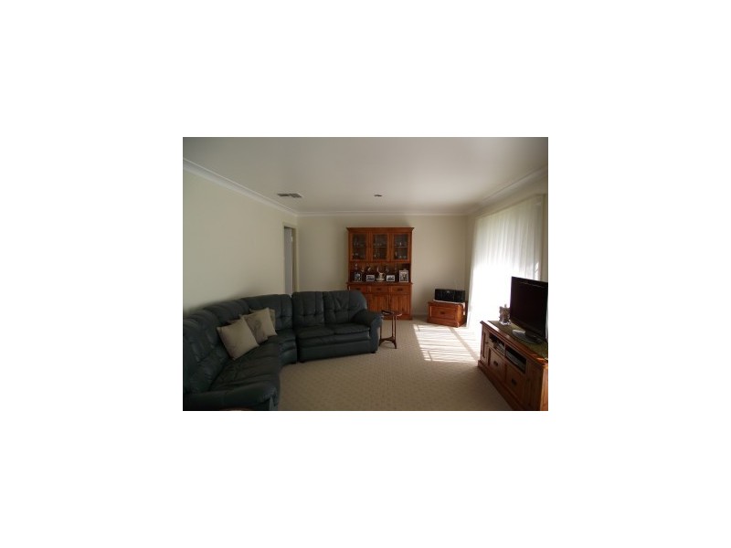 25 Maple Ave, Moree NSW 2400