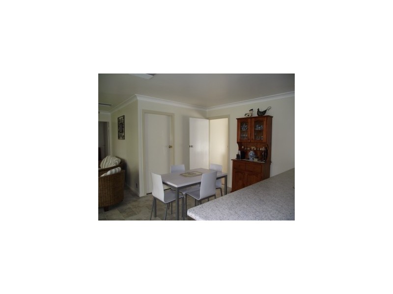 25 Maple Ave, Moree NSW 2400