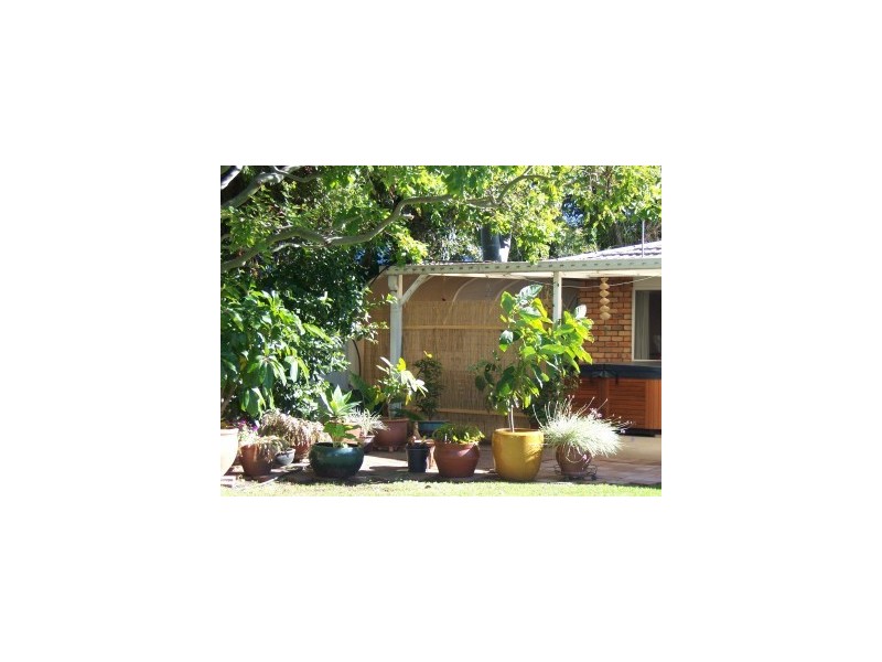 25 Maple Ave, Moree NSW 2400