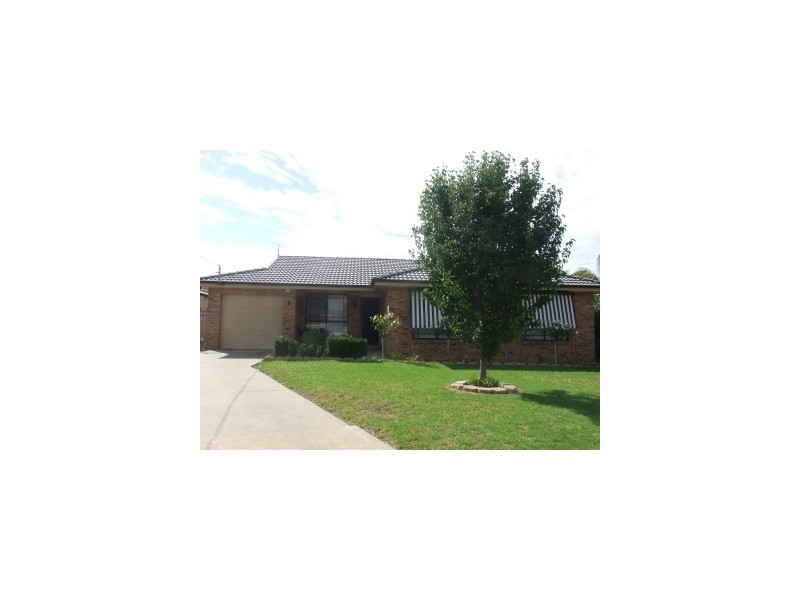 6 Rosewood Close, Moree NSW 2400