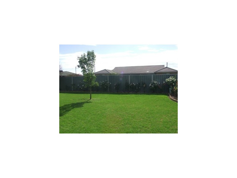 6 Rosewood Close, Moree NSW 2400
