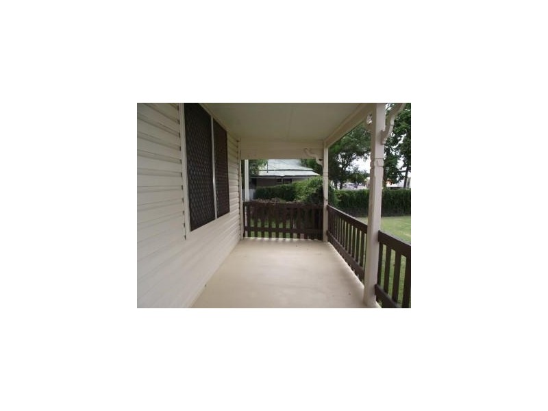 27 Gwydir Street, Moree NSW 2400