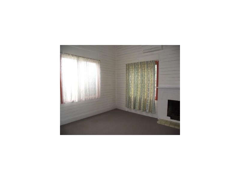 27 Gwydir Street, Moree NSW 2400