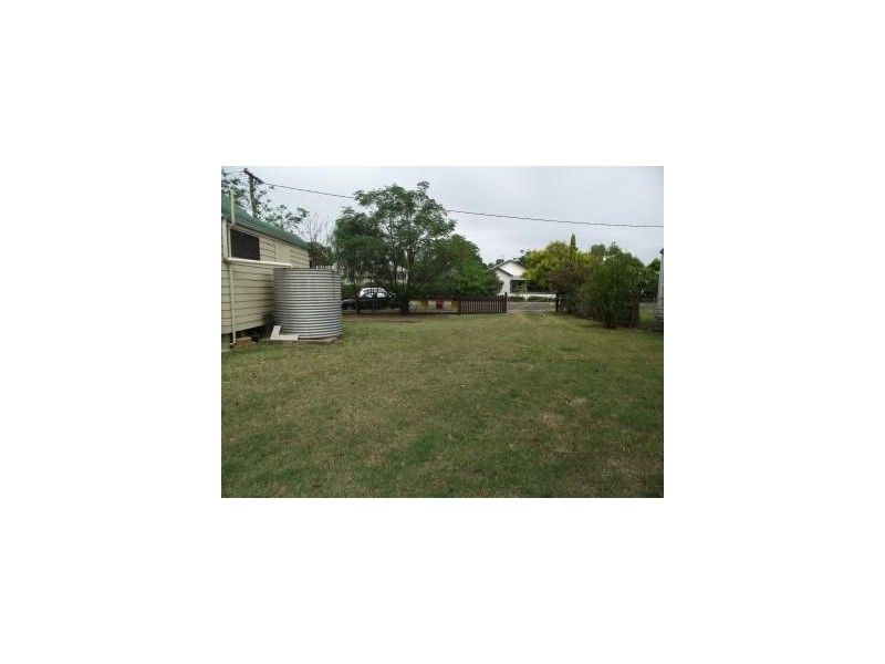 27 Gwydir Street, Moree NSW 2400