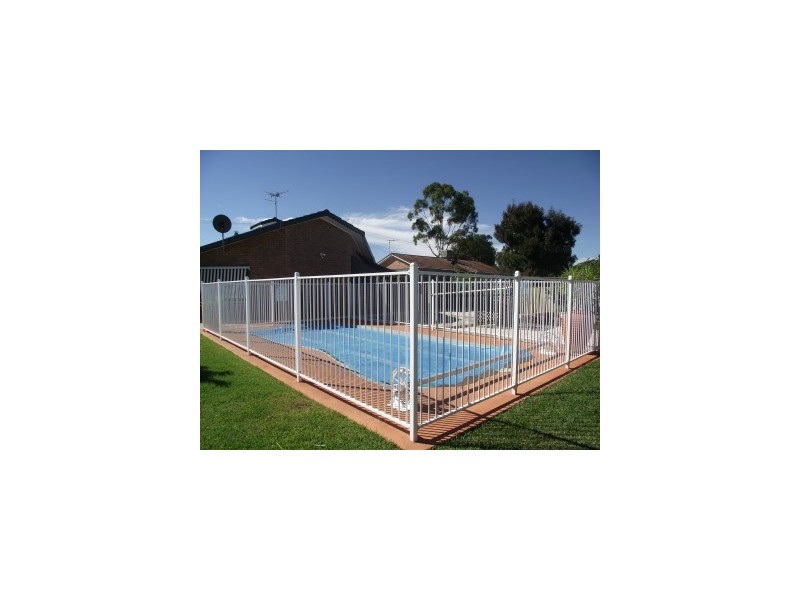 4 Helensvale Avenue, Moree NSW 2400